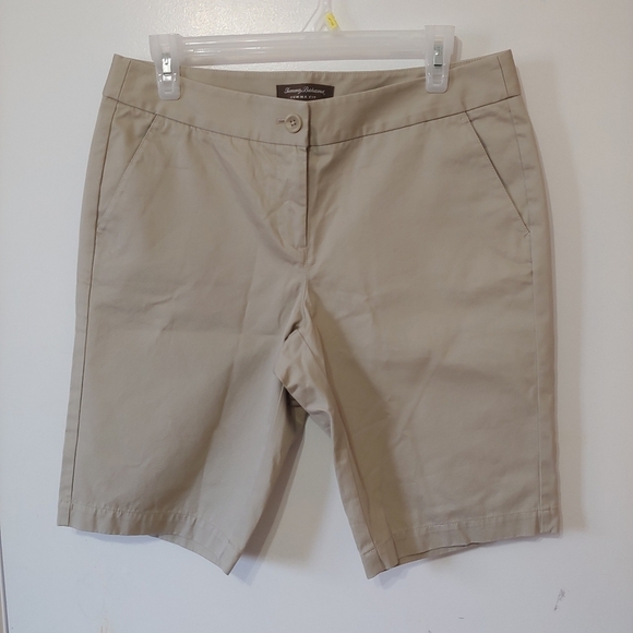 Tommy Bahama Gemma Fit Khaki Short - Picture 1 of 5